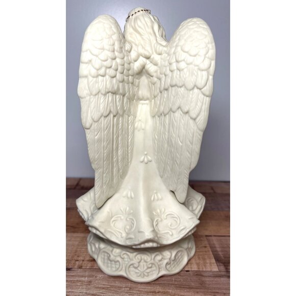 Vintage Porcelain Angel With Mandolin Figurine - Picture 5 of 8